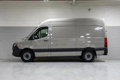 2024 Mercedes-Benz Sprinter 2500 144 WB High Roof
