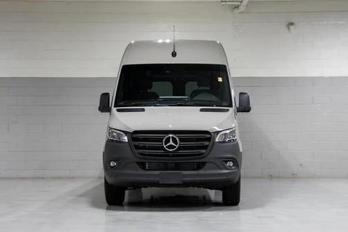 2024 Mercedes-Benz Sprinter 2500 144 WB High Roof