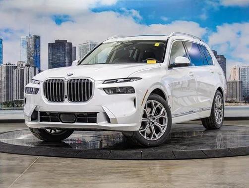2025 BMW X7 xDrive40i
