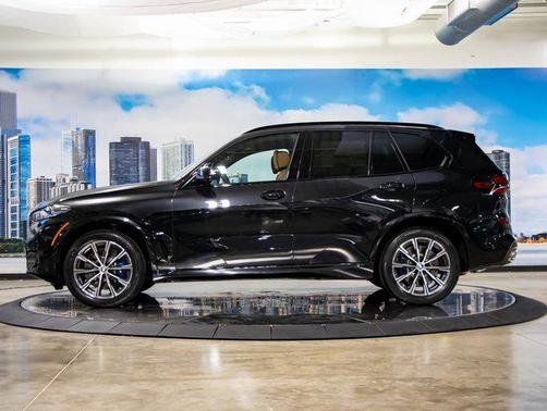 2026 BMW X5 M60i xDrive