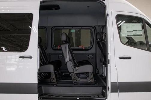 2024 Mercedes-Benz Sprinter 2500 High Roof