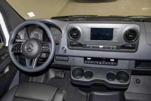 2024 Mercedes-Benz Sprinter 2500 High Roof