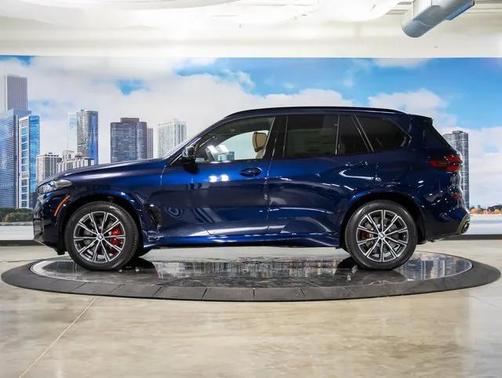 2026 BMW X5 M60i