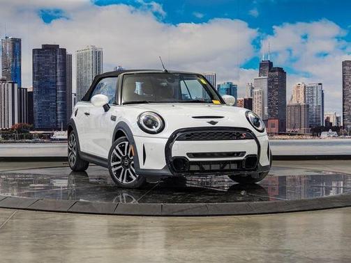 Nanuq White 2024 MINI Convertible Cooper S