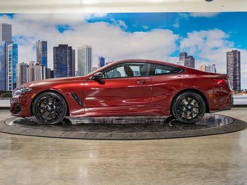 Aventurin Red 2026 BMW M850 i xDrive