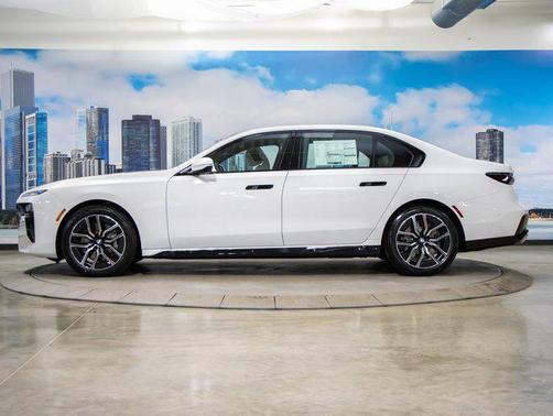 2025 BMW 760 i xDrive