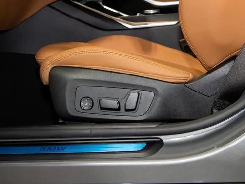 2025 BMW 330 xDrive