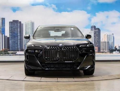2025 BMW i7 xDrive60