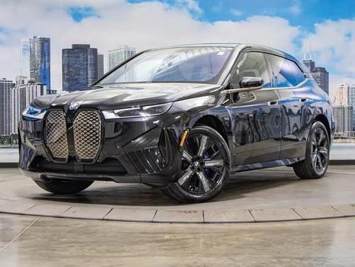 2025 BMW iX xDrive50