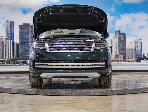 2026 Land Rover Range Rover SE