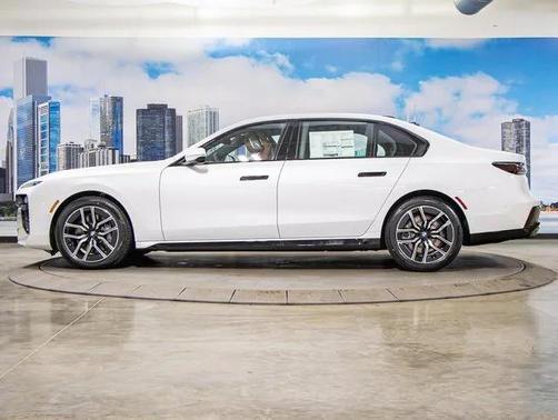 2025 BMW 760 i xDrive