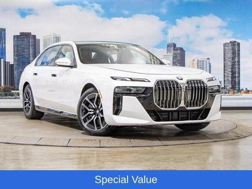White Metallic 2025 BMW 760 xDrive