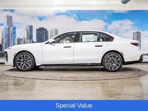 White Metallic 2025 BMW 760 xDrive
