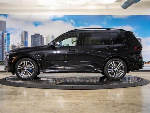2026 BMW X7 M60i