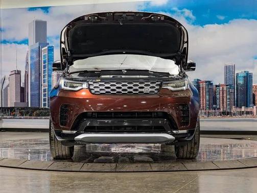 2026 Land Rover Discovery Gemini Edition