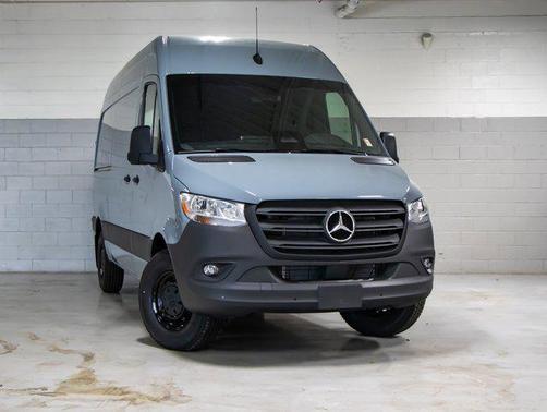 2025 Mercedes-Benz Sprinter 2500 Cargo 144 WB