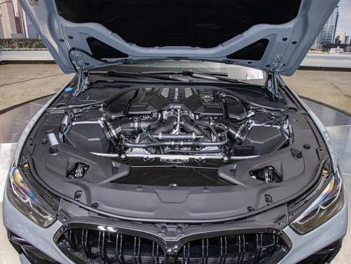 2025 BMW M8 Competition