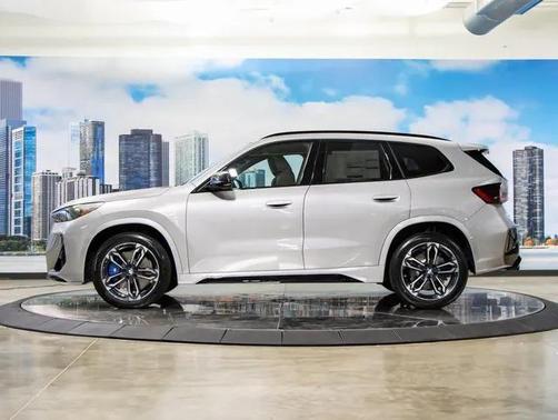 2025 BMW X1 M35i