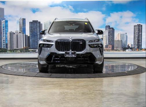 Gray Metallic 2026 BMW X7 M60i