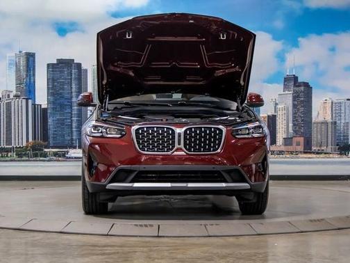 Aventurin Red 2025 BMW X4 xDrive30i