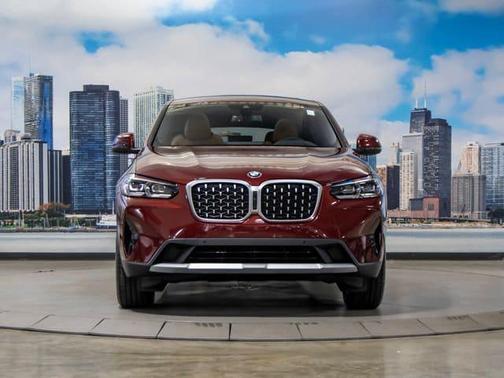 Aventurin Red 2025 BMW X4 xDrive30i