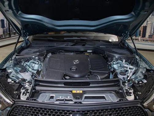 Verde Silver Metallic 2026 Mercedes-Benz GLC 300 4MATIC Coupe