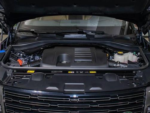 Varesine Blue 2026 Land Rover Range Rover SE