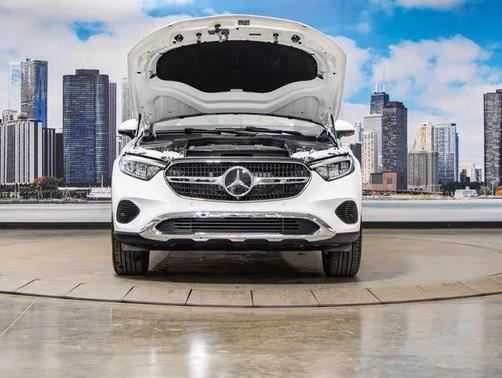2026 Mercedes-Benz GLC 300 4MATIC