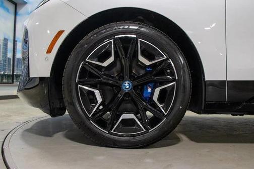 2024 BMW iX M60