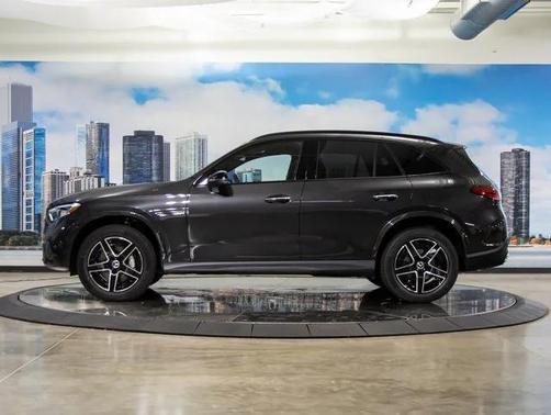 2026 Mercedes-Benz GLC 300 4MATIC