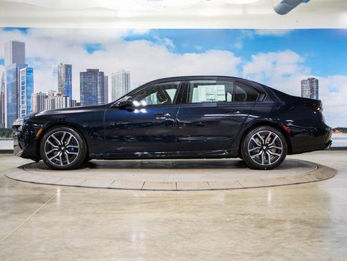 2025 BMW 760 i xDrive