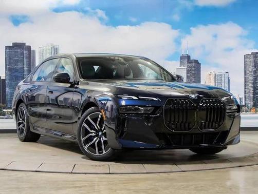 2025 BMW 760 xDrive