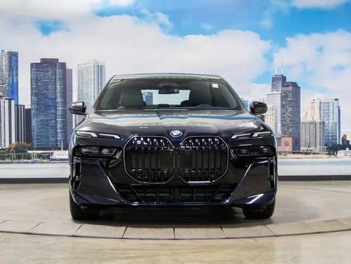 2025 BMW 760 xDrive
