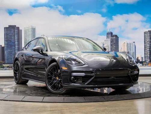 2017 Porsche Panamera Turbo