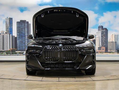 2025 BMW 760 i xDrive