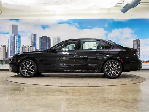 2025 BMW 760 i xDrive