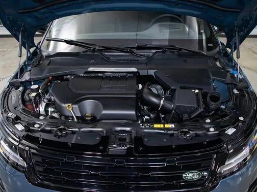 2025 Land Rover Range Rover Evoque Dynamic SE