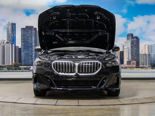 2025 BMW 530 i xDrive