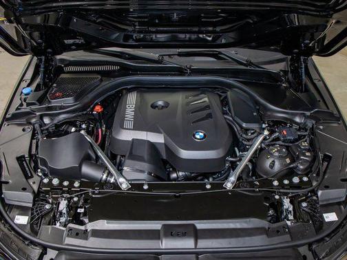 2025 BMW 530 i xDrive