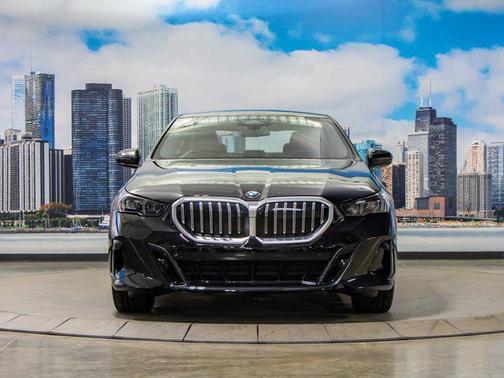 2025 BMW 530 i xDrive