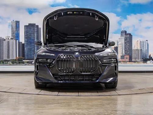 2025 BMW 760 i xDrive