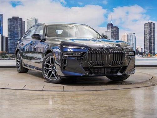 Carbon Black Metallic 2025 BMW 760 xDrive