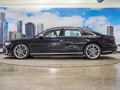 2024 Audi S8 4.0T