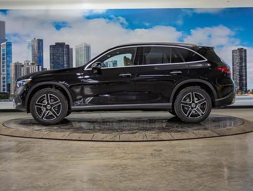 2026 Mercedes-Benz GLC 300 4MATIC