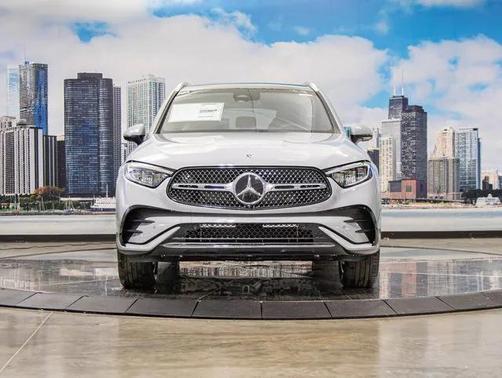 2026 Mercedes-Benz GLC 300 4MATIC