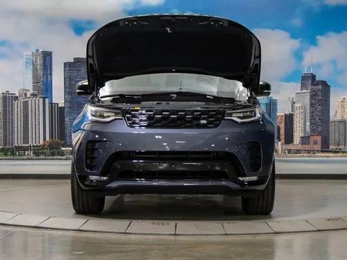 2025 Land Rover Discovery P360 Dynamic SE