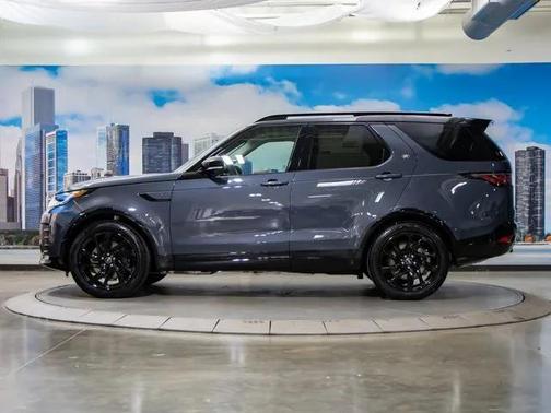2025 Land Rover Discovery P360 Dynamic SE