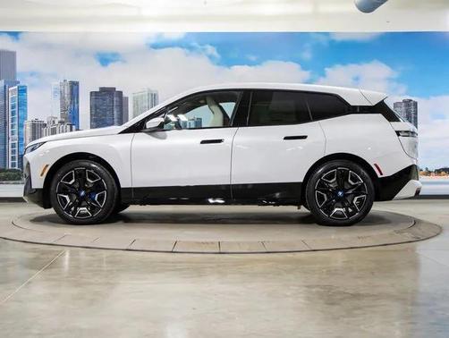 2025 BMW iX xDrive50