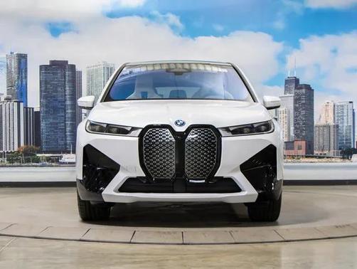 2025 BMW iX xDrive50