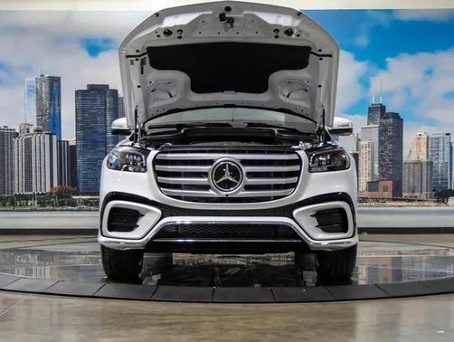 2026 Mercedes-Benz GLS 450 4MATIC